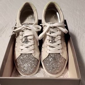 Crown Vintage - Kalinda sneakers size 8 1/2 medium White and Silver Sparkle